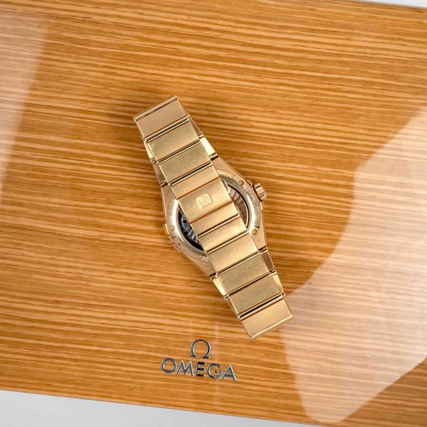 Omega Constellation Chronometer 123.50.38.21.02.001